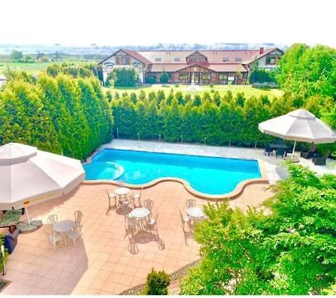 Hotell Polonez W Rymaniu 3*